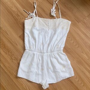 Spiritual Gangsta White Romper Size Small
